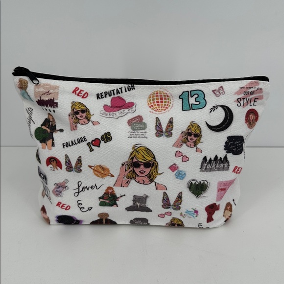 NWT Taylor Swift Makeup Pouch and Love Pendant Bracelet - Picture 5 of 7